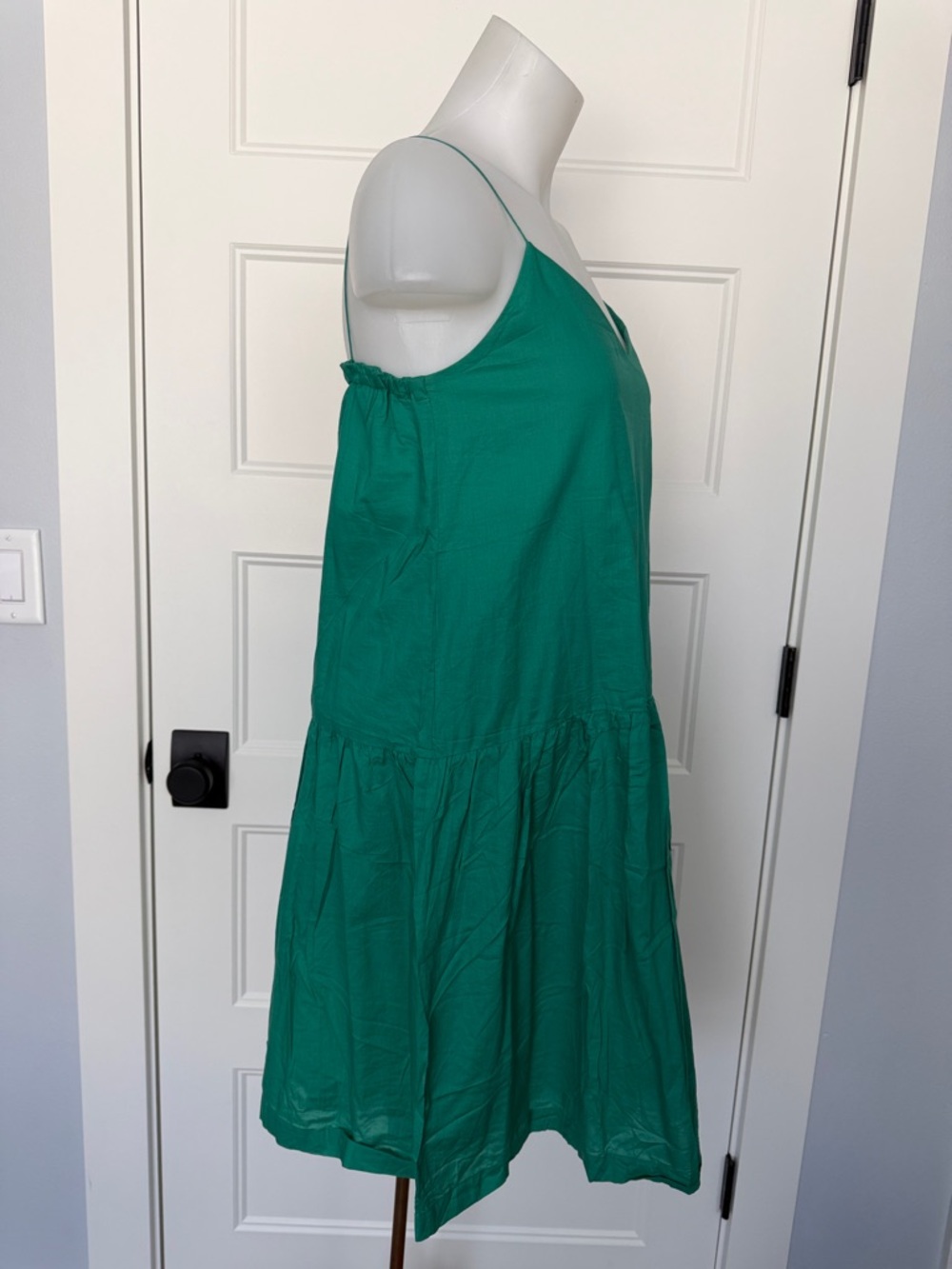 Mac Phee V-neck Spaghetti Strap Midi Dress in Sz Med - Picture 4 of 11